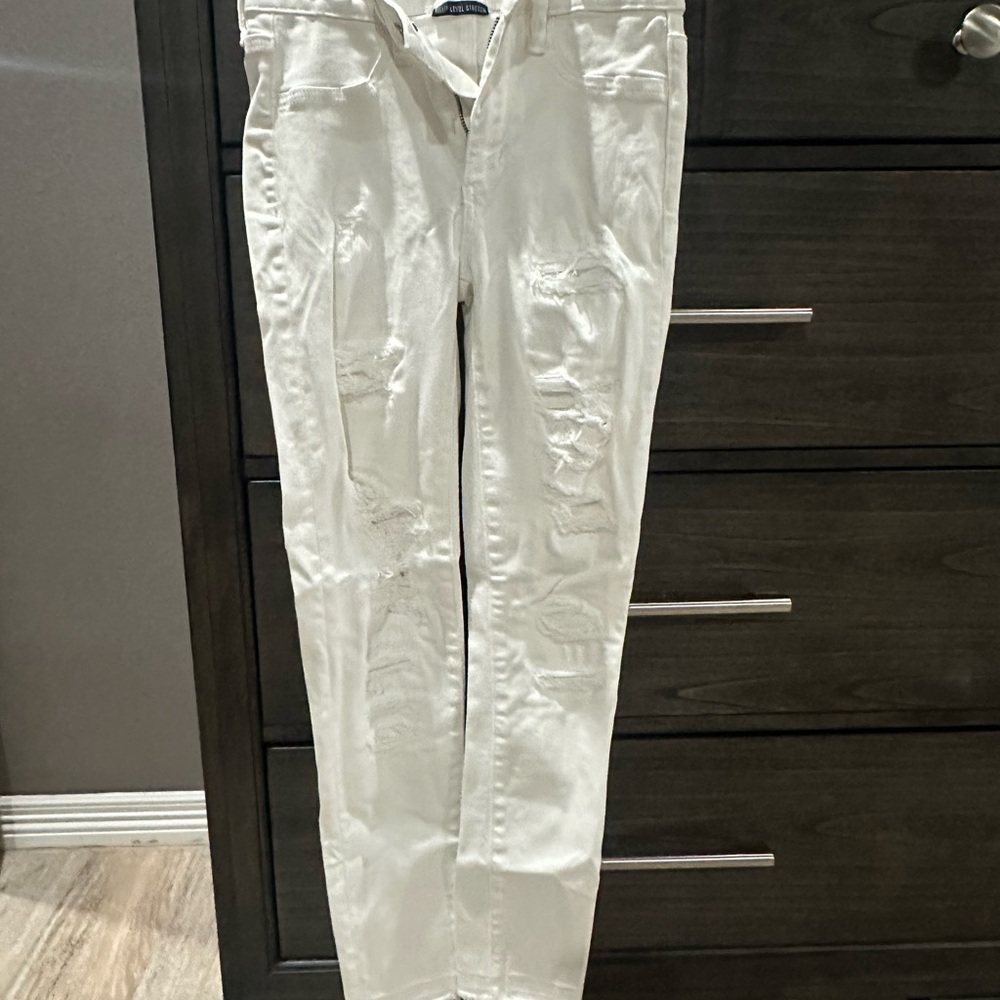 American Eagle Outfitters Women's White Ripped Skinny Jeans